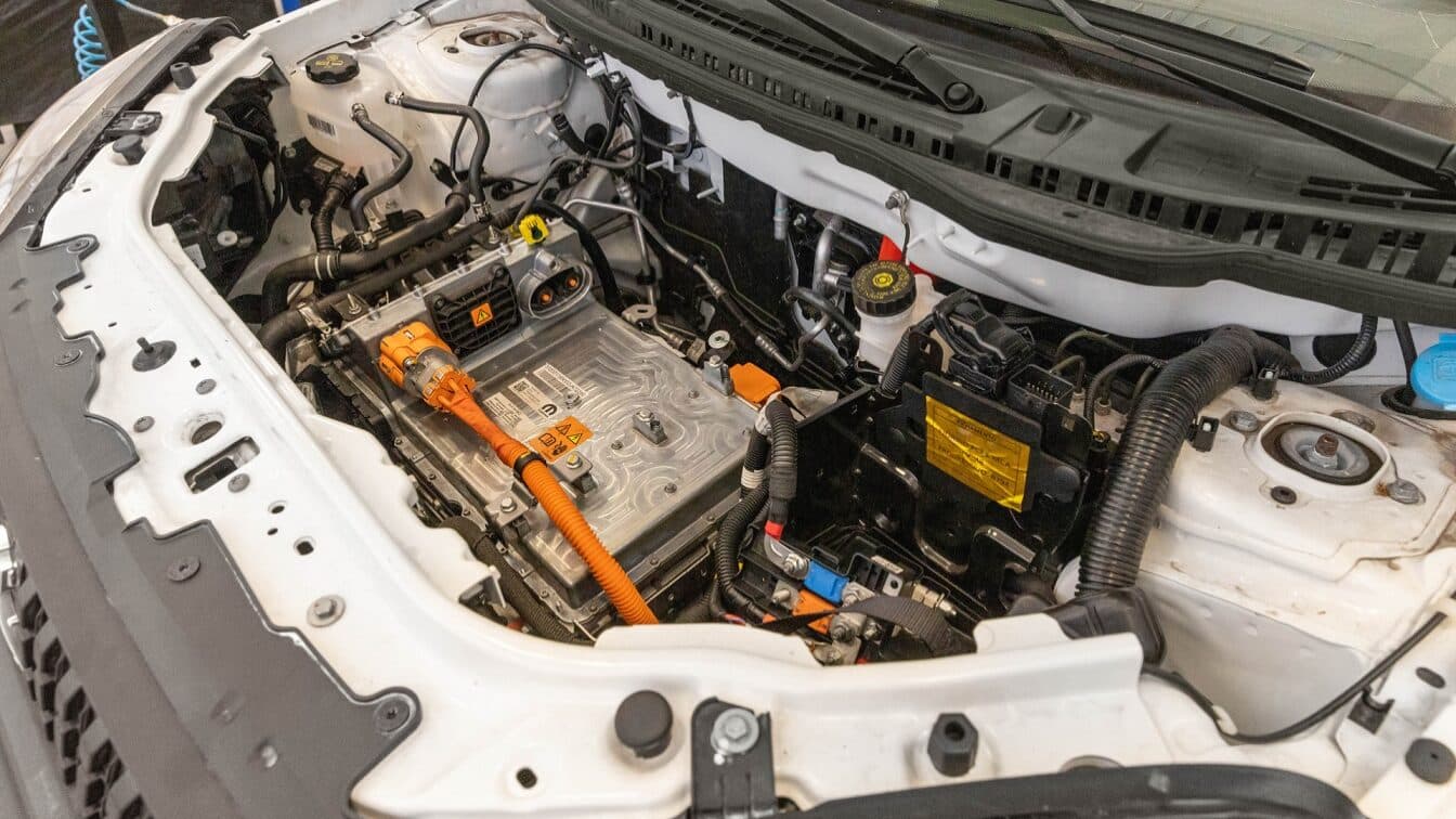 New law makes it easier to convert combustion-engine cars to electric