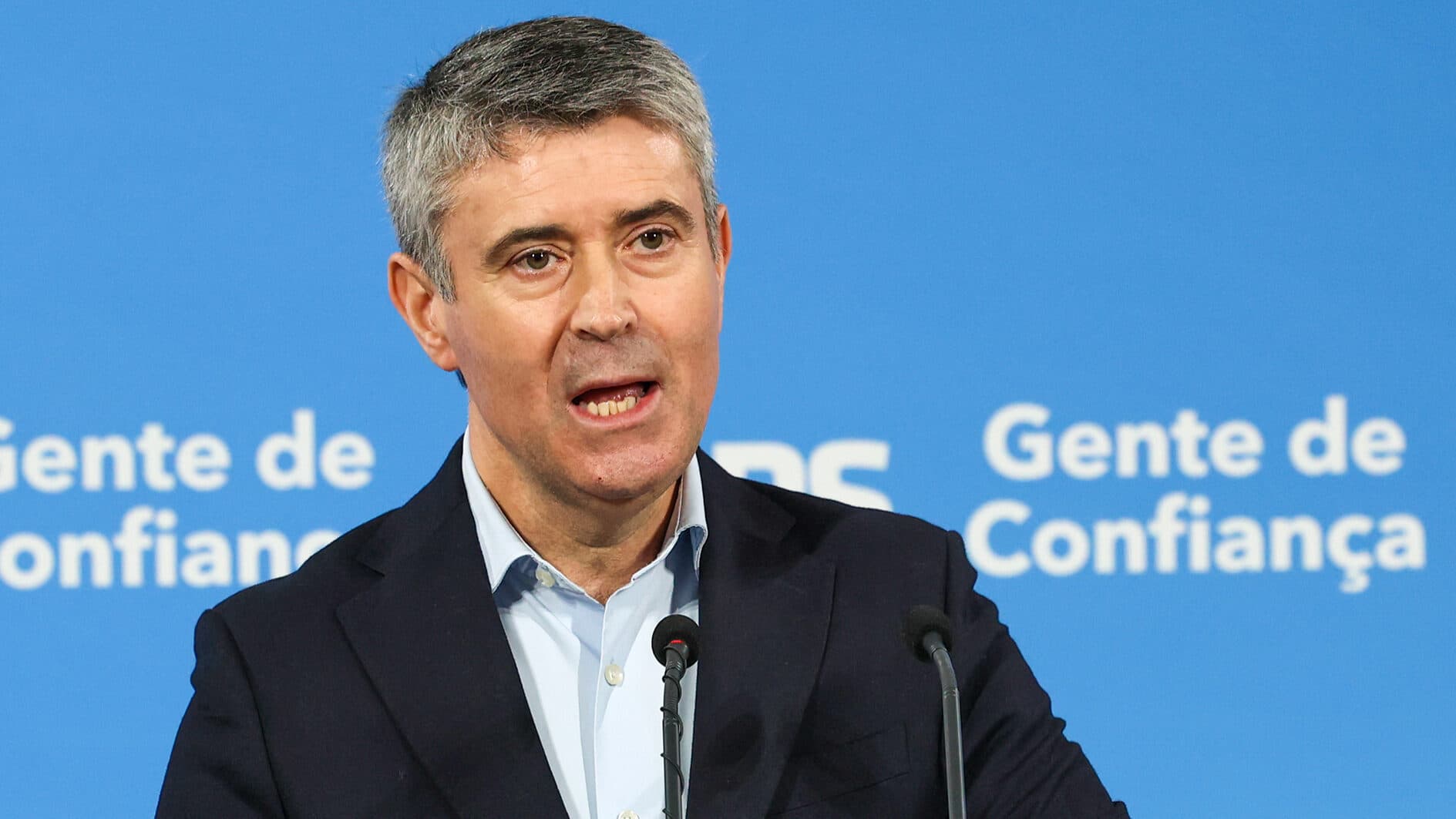 Carneiro challenges Montenegro to drop labour reform