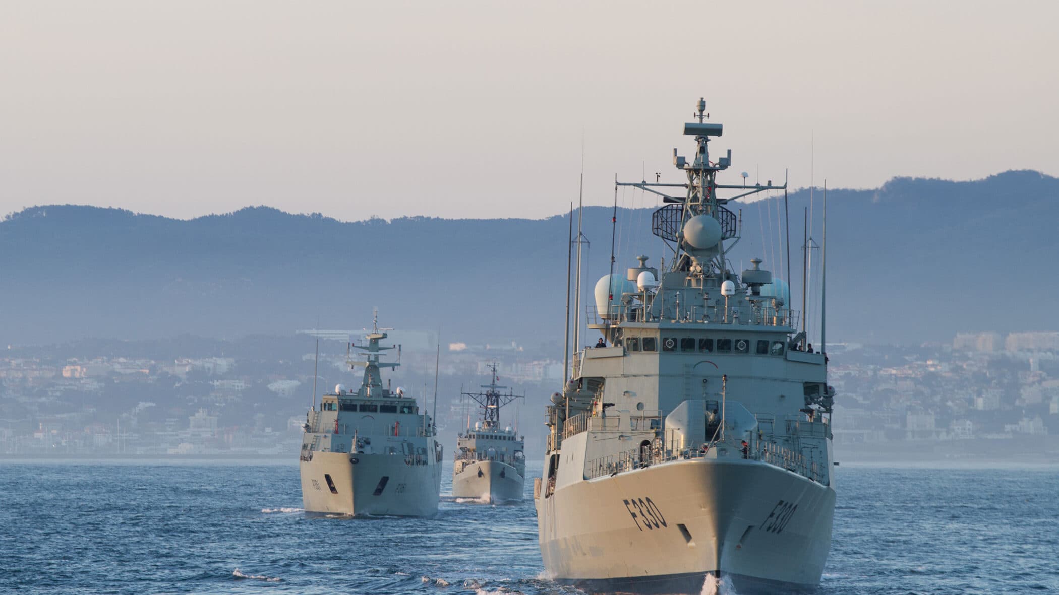 Frigate contract excludes helicopters and includes maintenance until 2035
