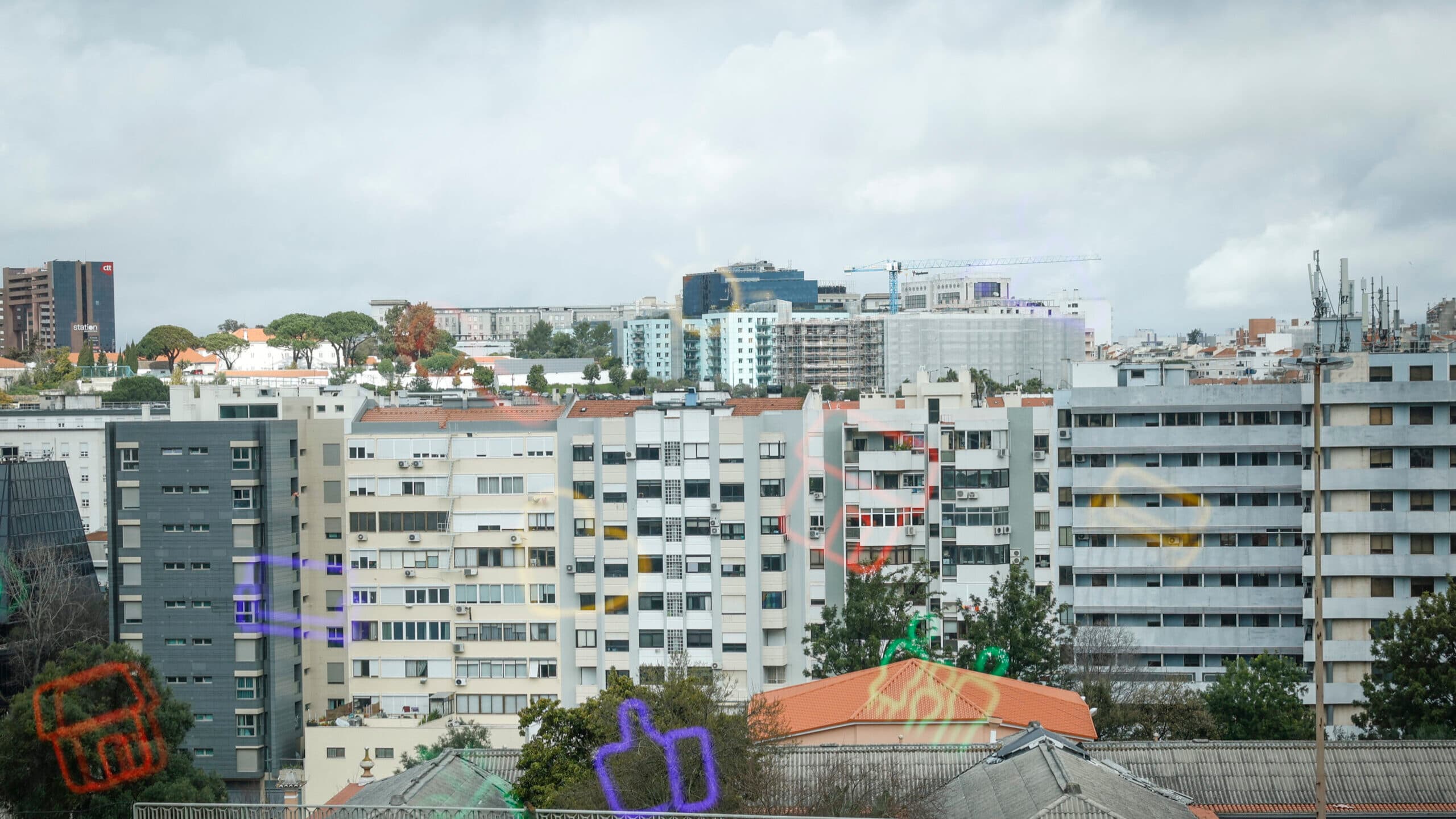 Euribor rate falls today but March average soars across all three terms