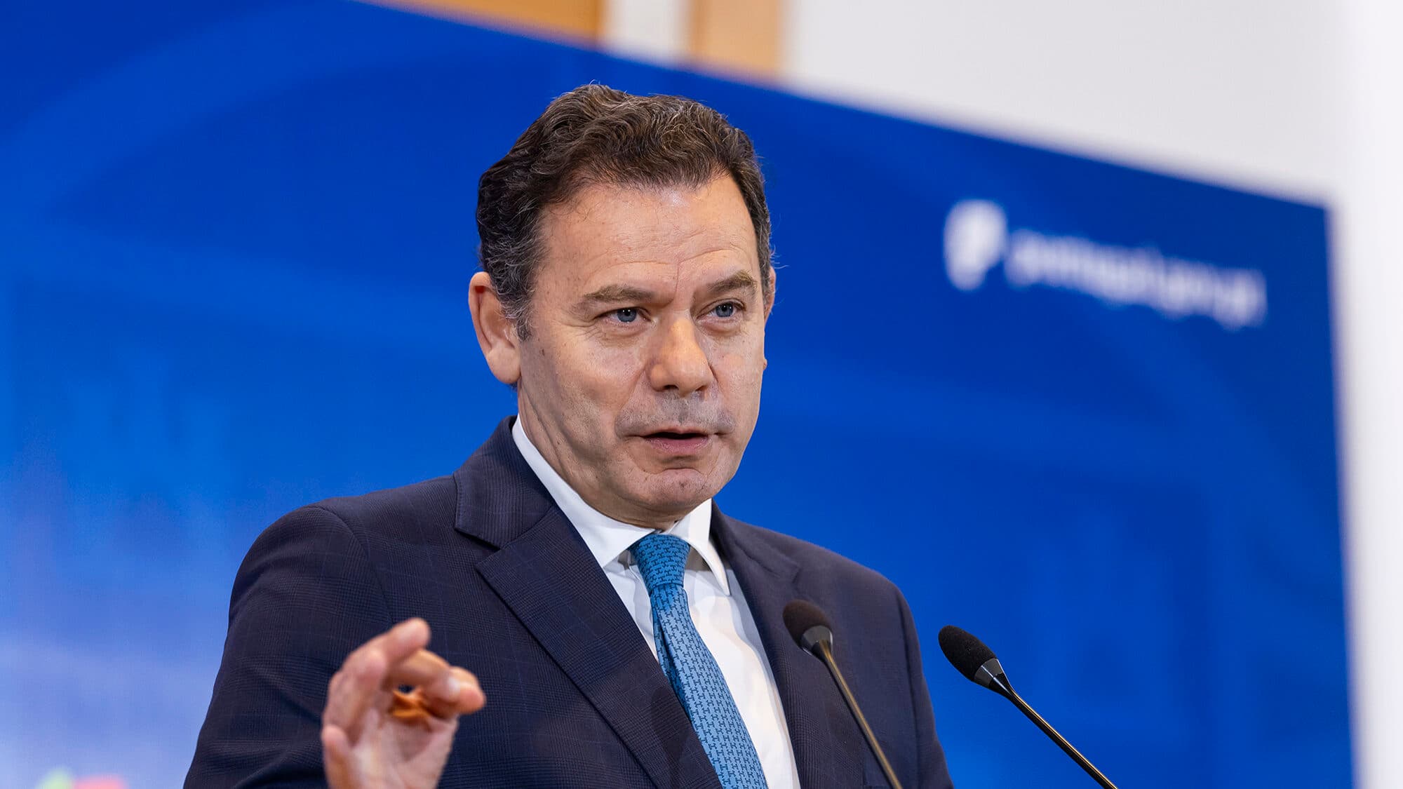 Luís Montenegro leads television exposure in February