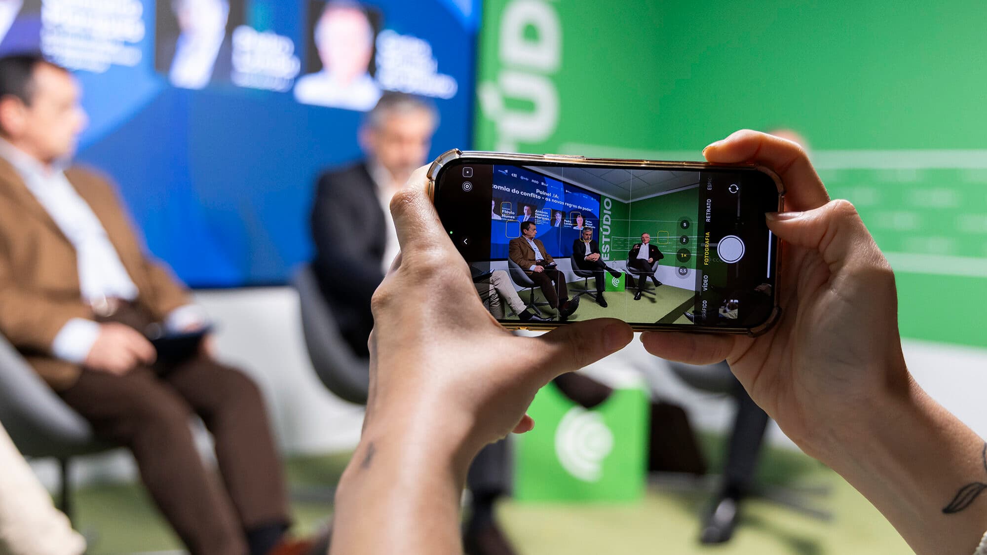 AI in the Defence industry: See the best images from the talk here