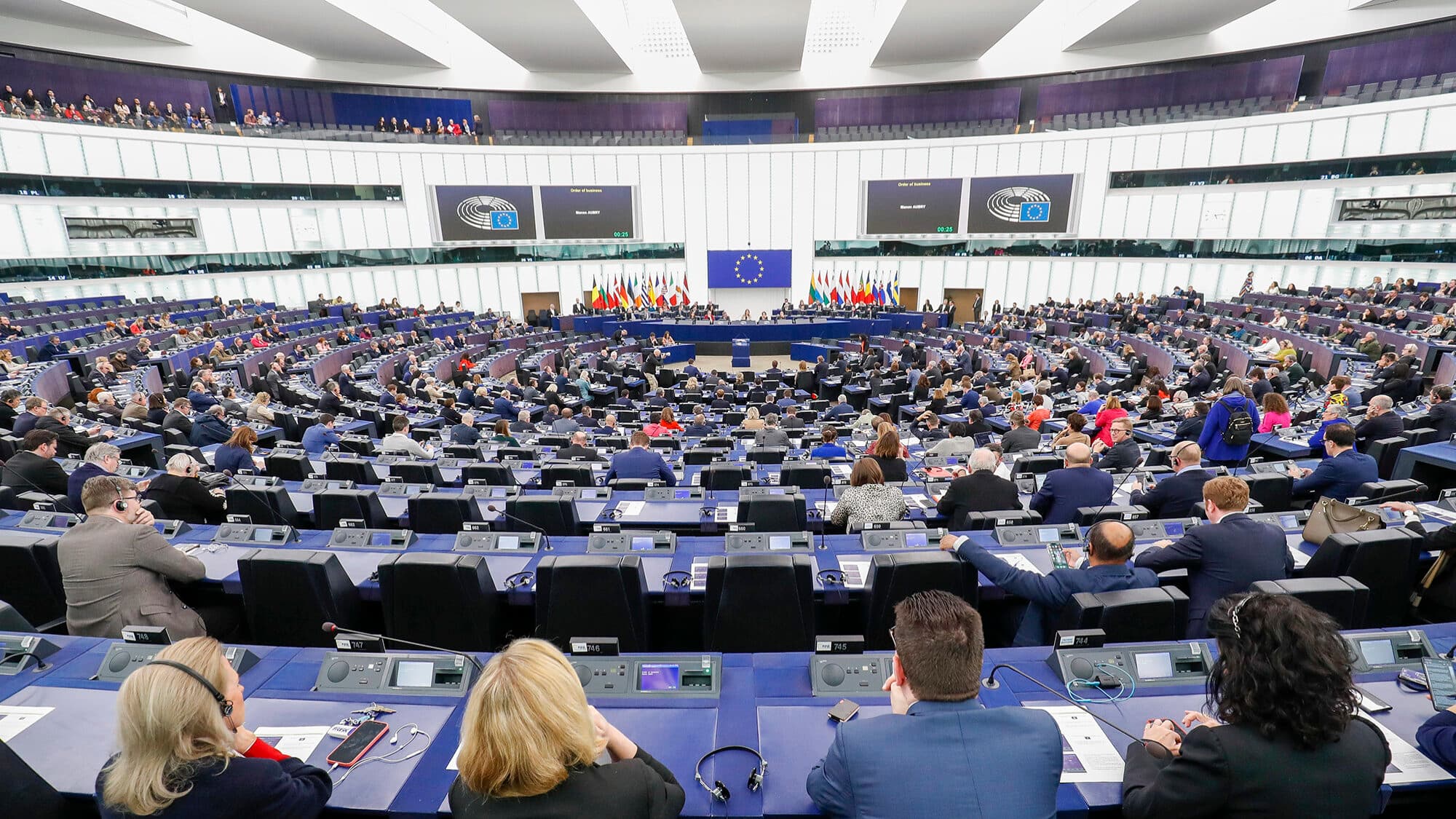 European Parliament gives green light to EU-US agreement, but with safeguards