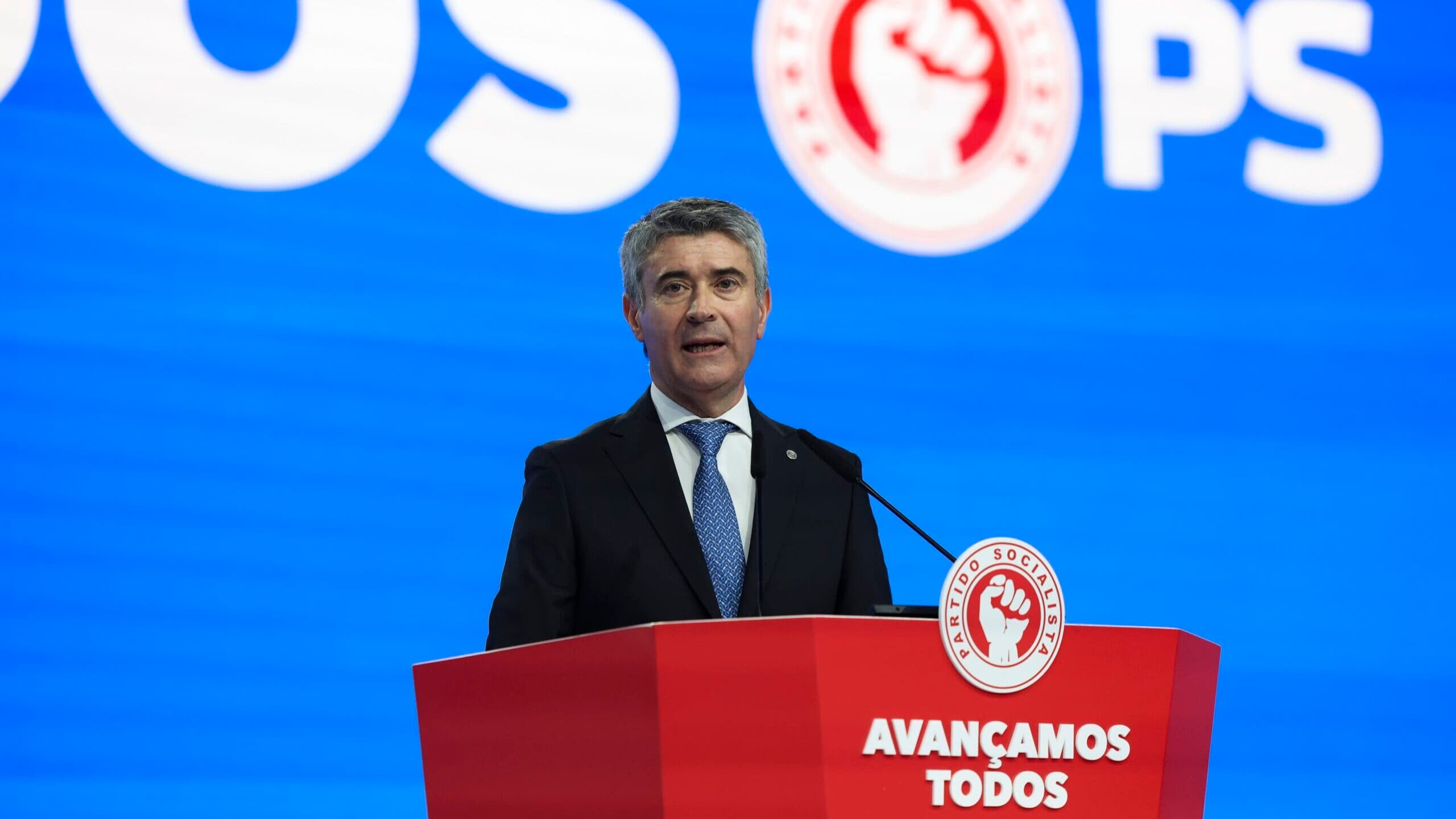 Carneiro points to a 'more reformist' PS and a 'serious alternative for Government'