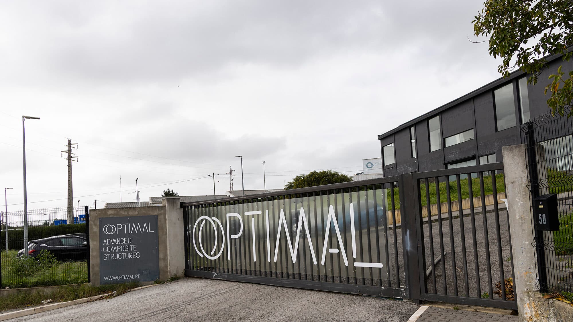 Optimal secures ballistic protection for NRP Escorpião and has an 'embryonic' project for an anti-drone defence system