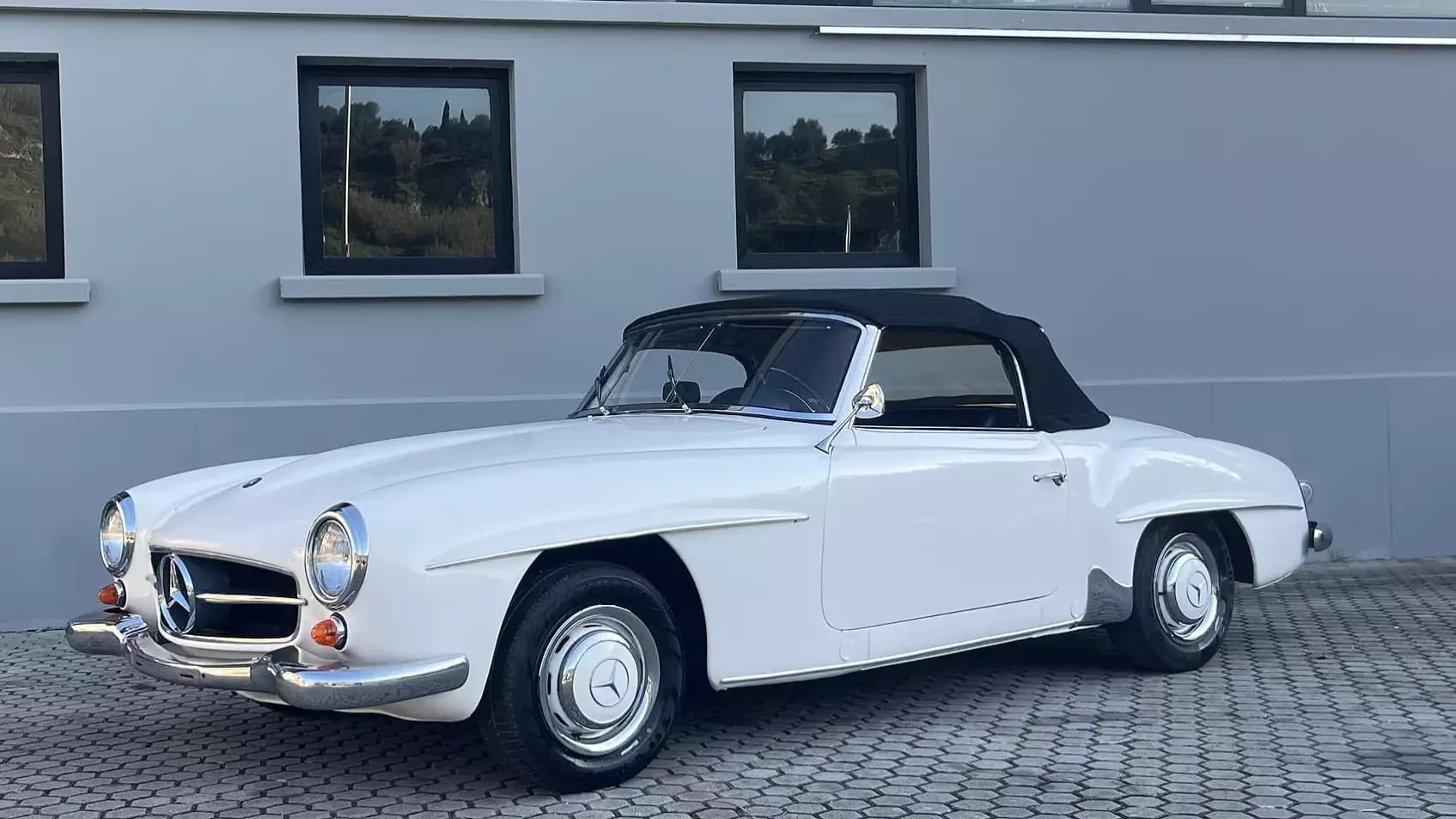 Auctions: Cars, watches, and art top the preferences of the Portuguese
