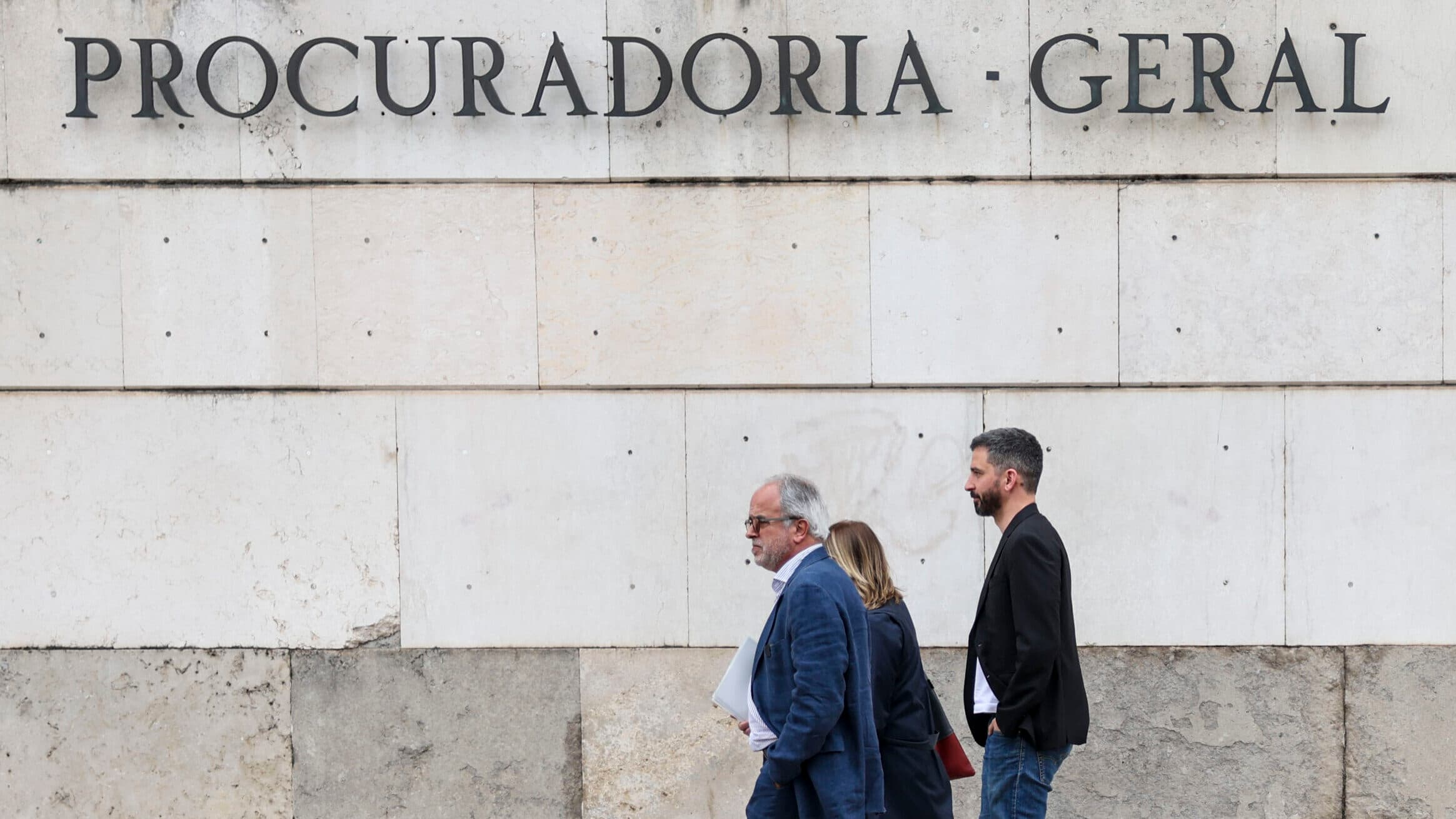 BE wants the Attorney General's Office to investigate the legality of the US use of Lajes