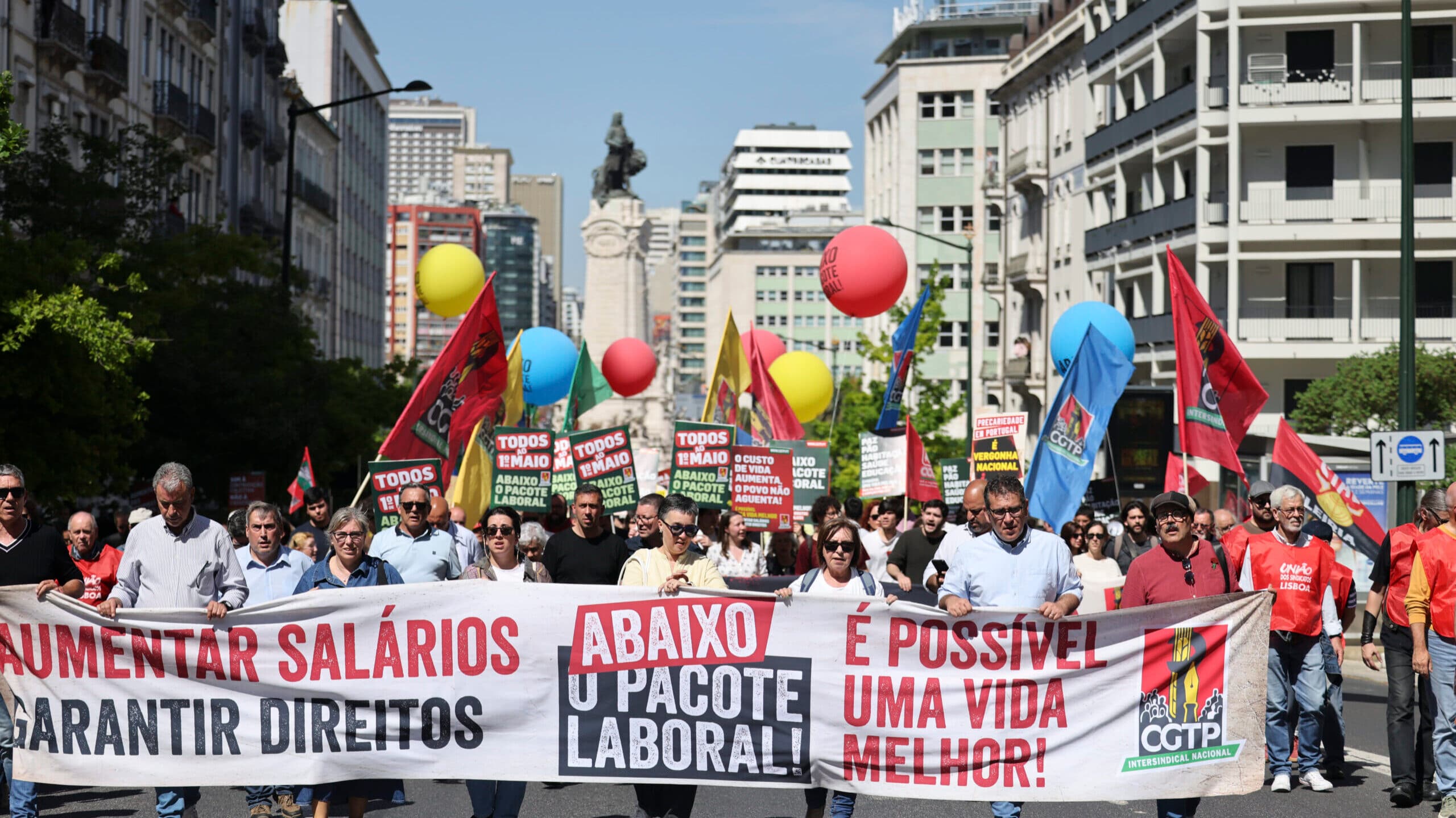 Thousands protest in Lisbon against proposed labour package