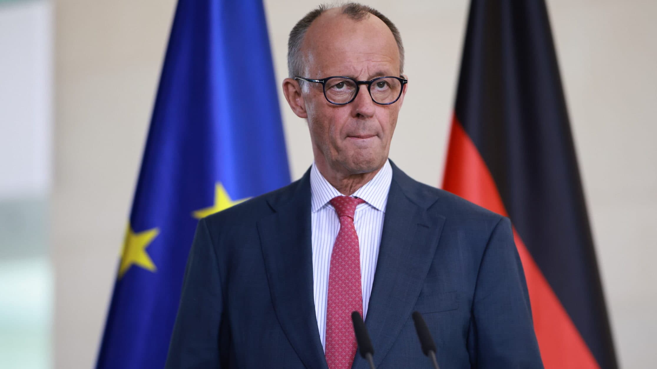 Merz guarantees that Germany leads the reinforcement of defence in NATO