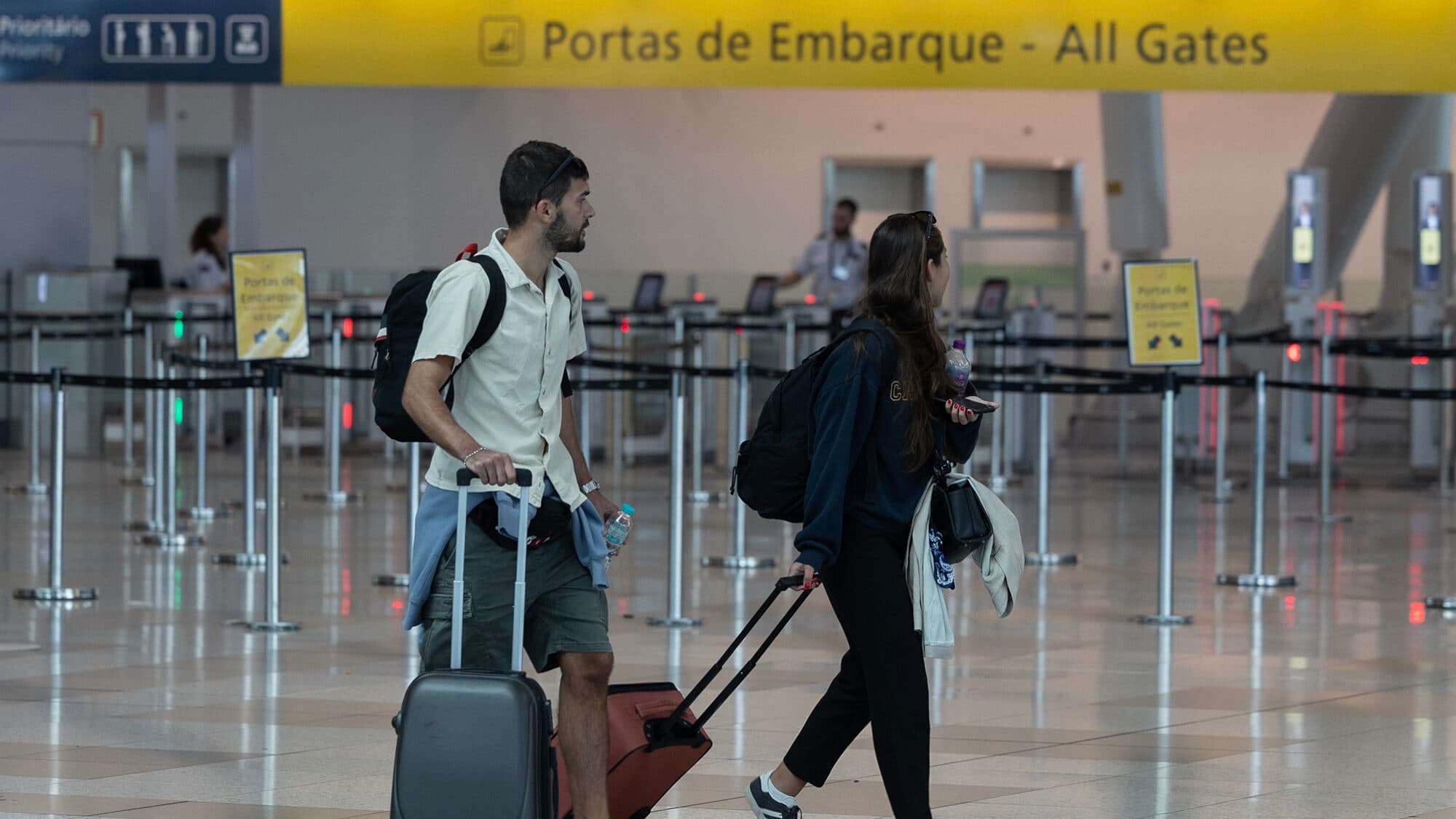 Air transport grows 2.9% in May and hits a new high. Passengers arriving from Brazil soar by 18%