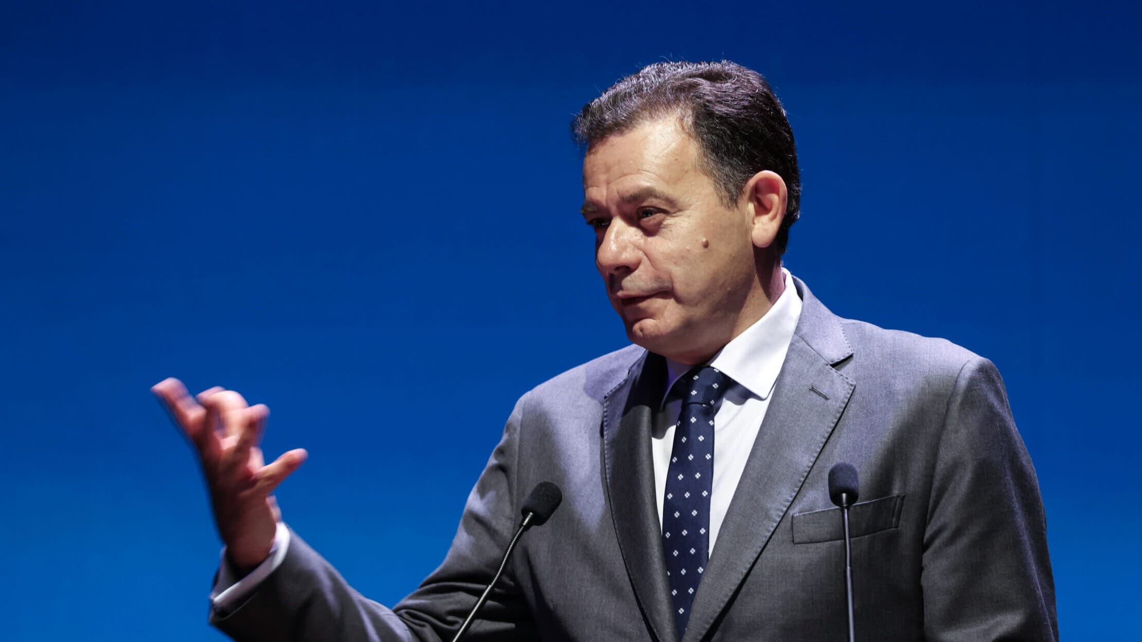 Montenegro defends labour reform amid political opposition