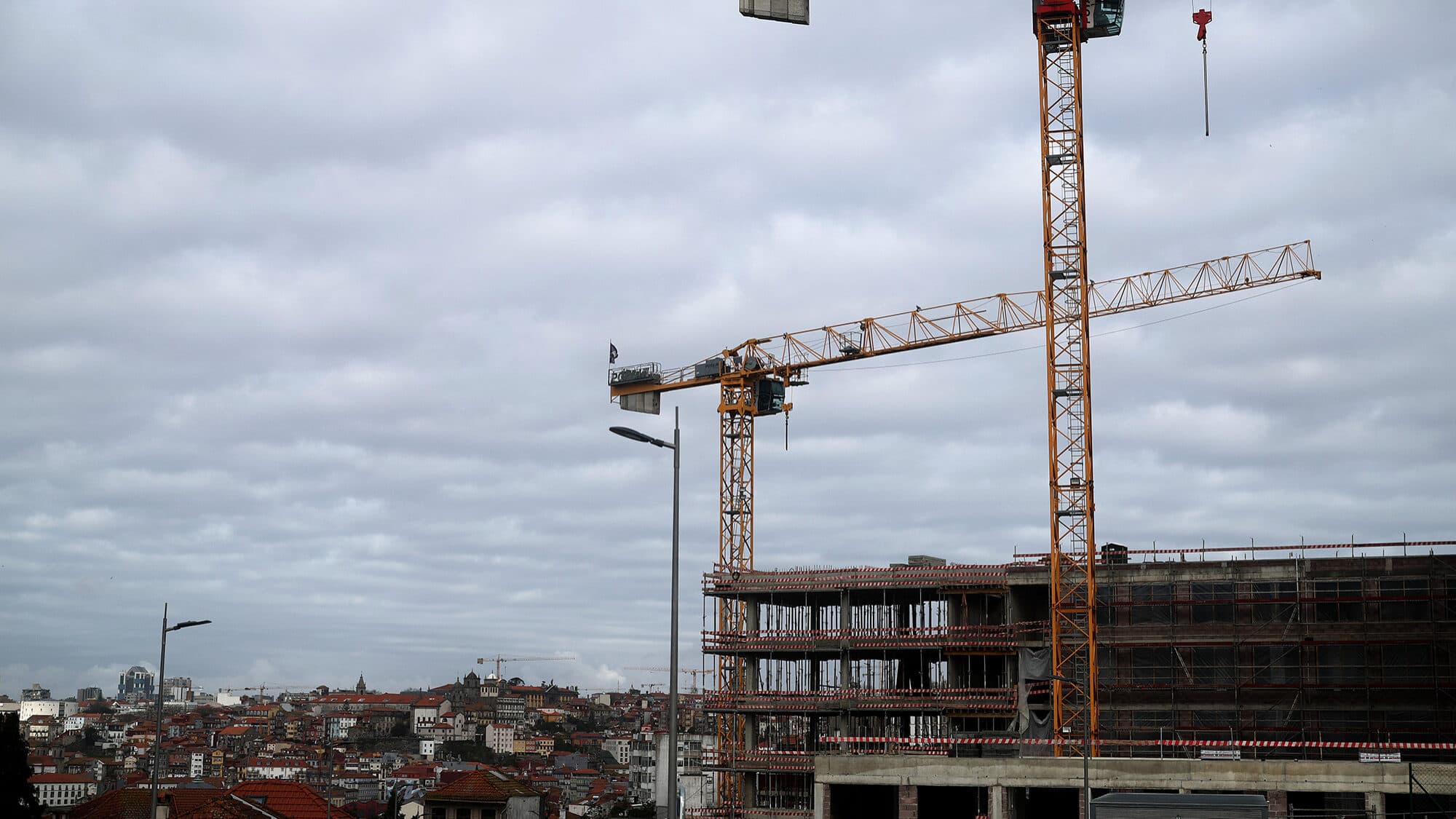 Visabeira Group takes sole control of construction company HCI