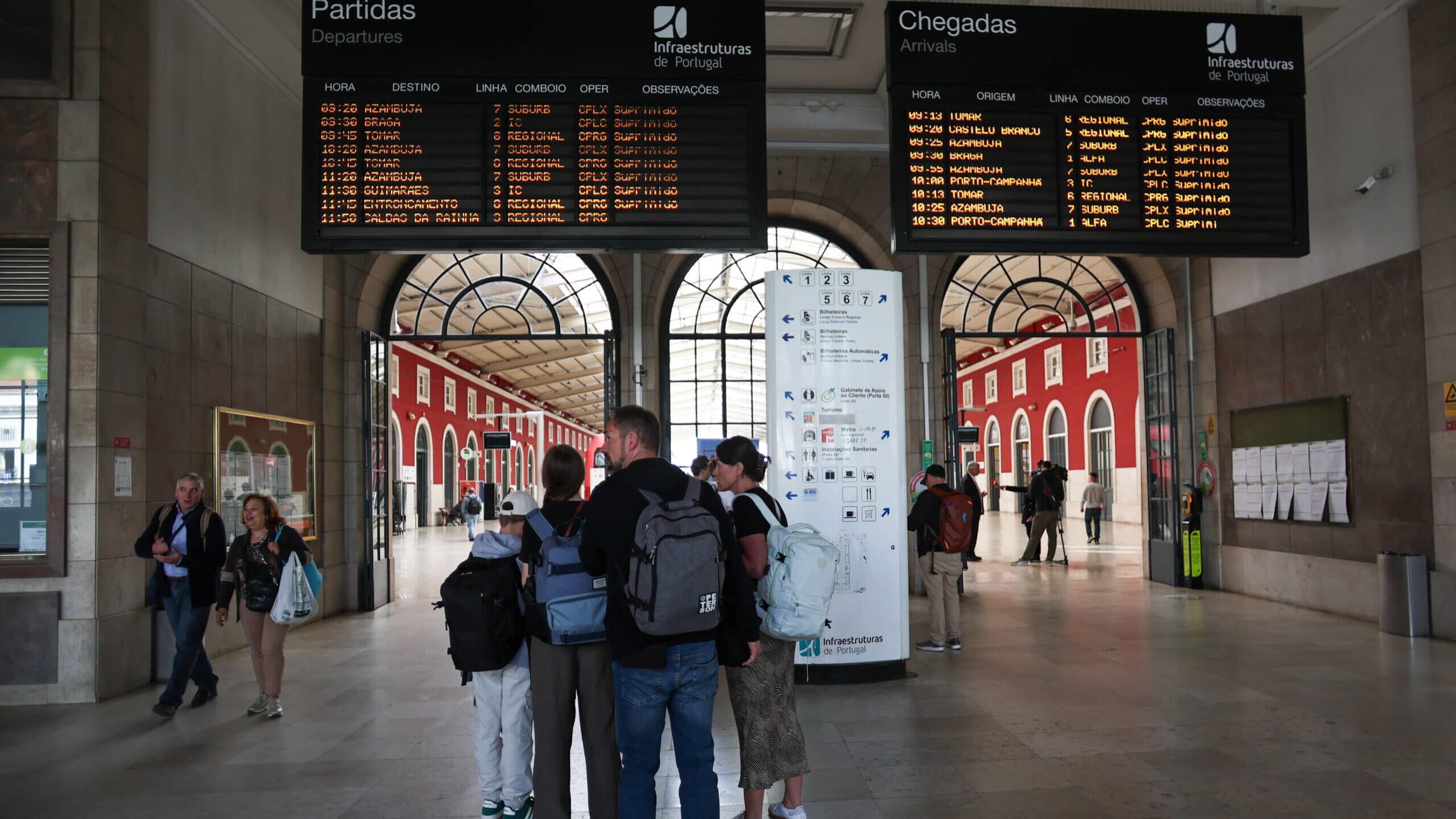 General strike has already cancelled 19.3% of trains