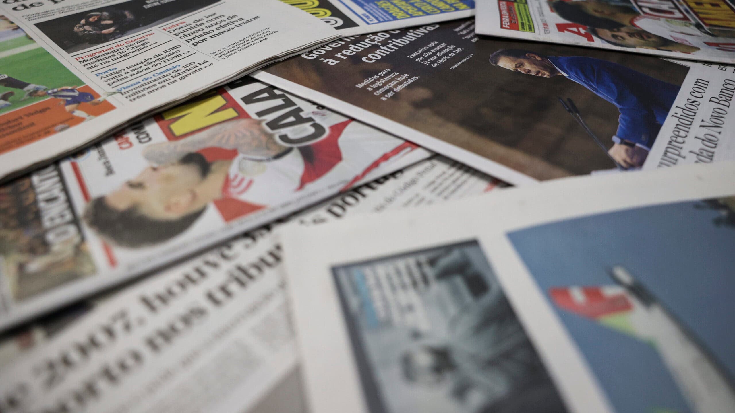Government launches three-million-euro tender for newspaper distribution in the interior over three years
