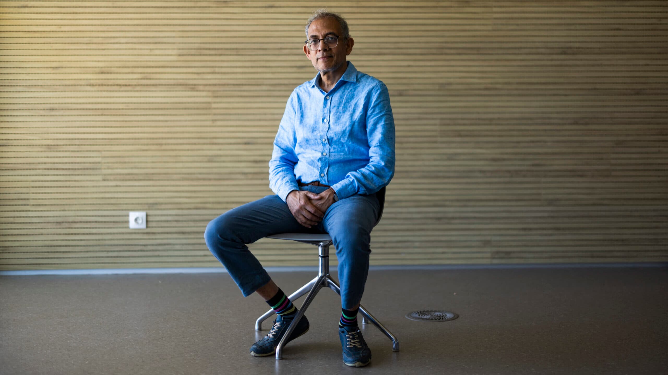 Nobel laureate in Economics advocates taxing water used for AI