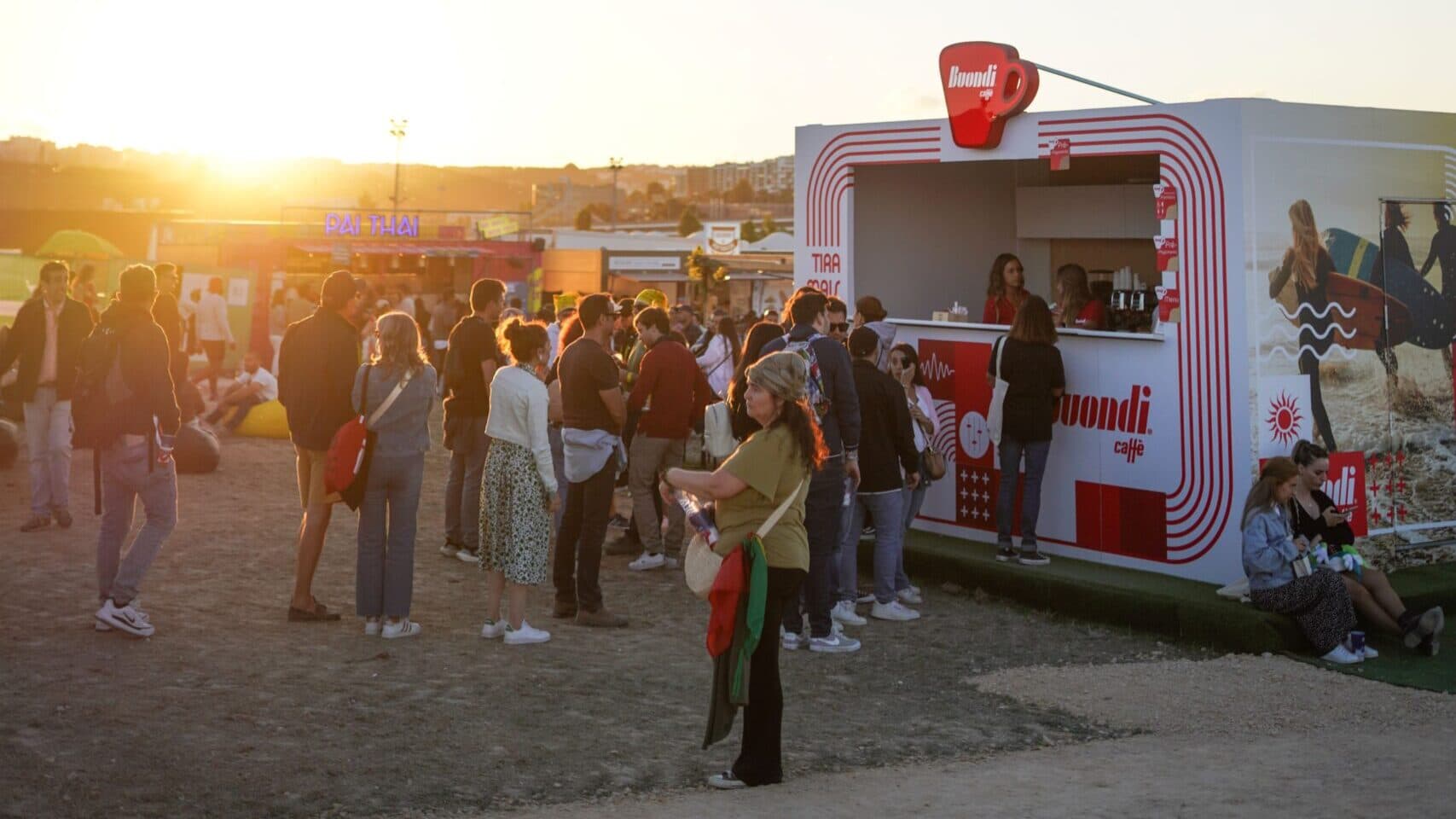 Cold coffee and festivals. Buondi's strategy to win over Generation Z