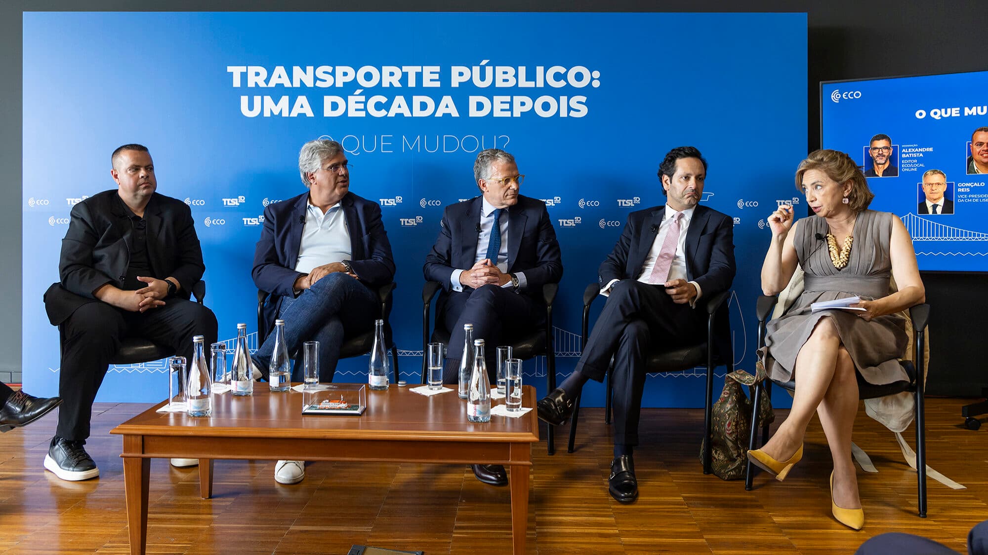 Free public transport in cities? Not even ideology can bring mayors to an agreement