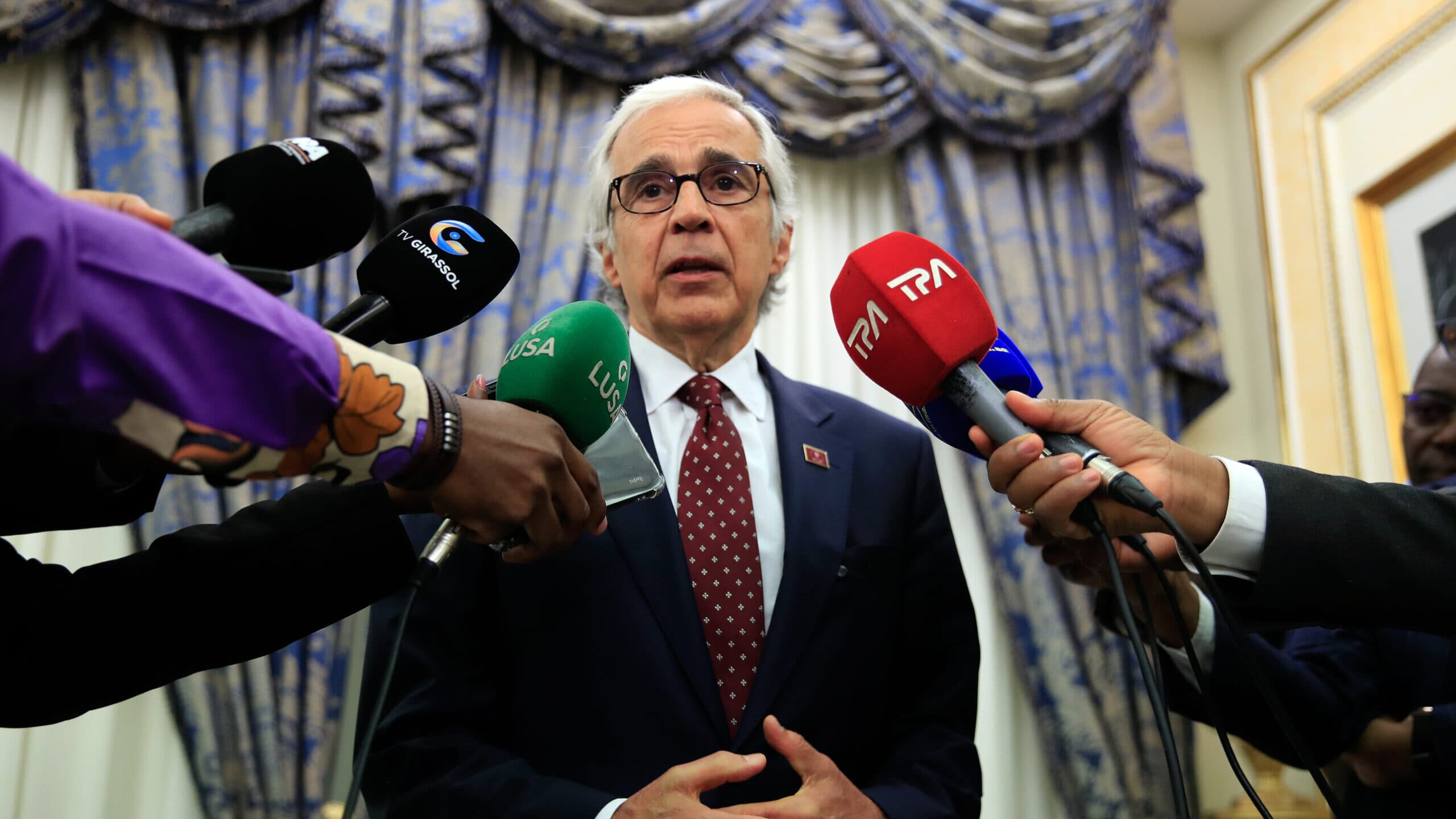 Aguiar-Branco calls for judges and public prosecutors to speak to the press: “Isolation harms justice”