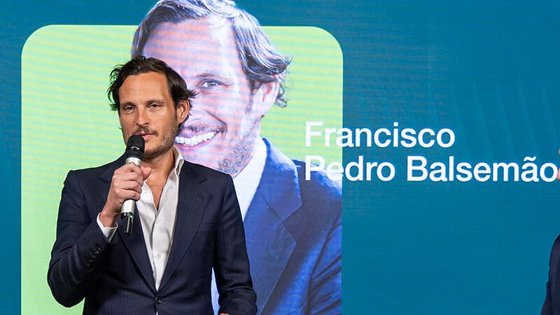 Impresa closes semester marking MFE's entry into the group with a loss of 3.4 million euros