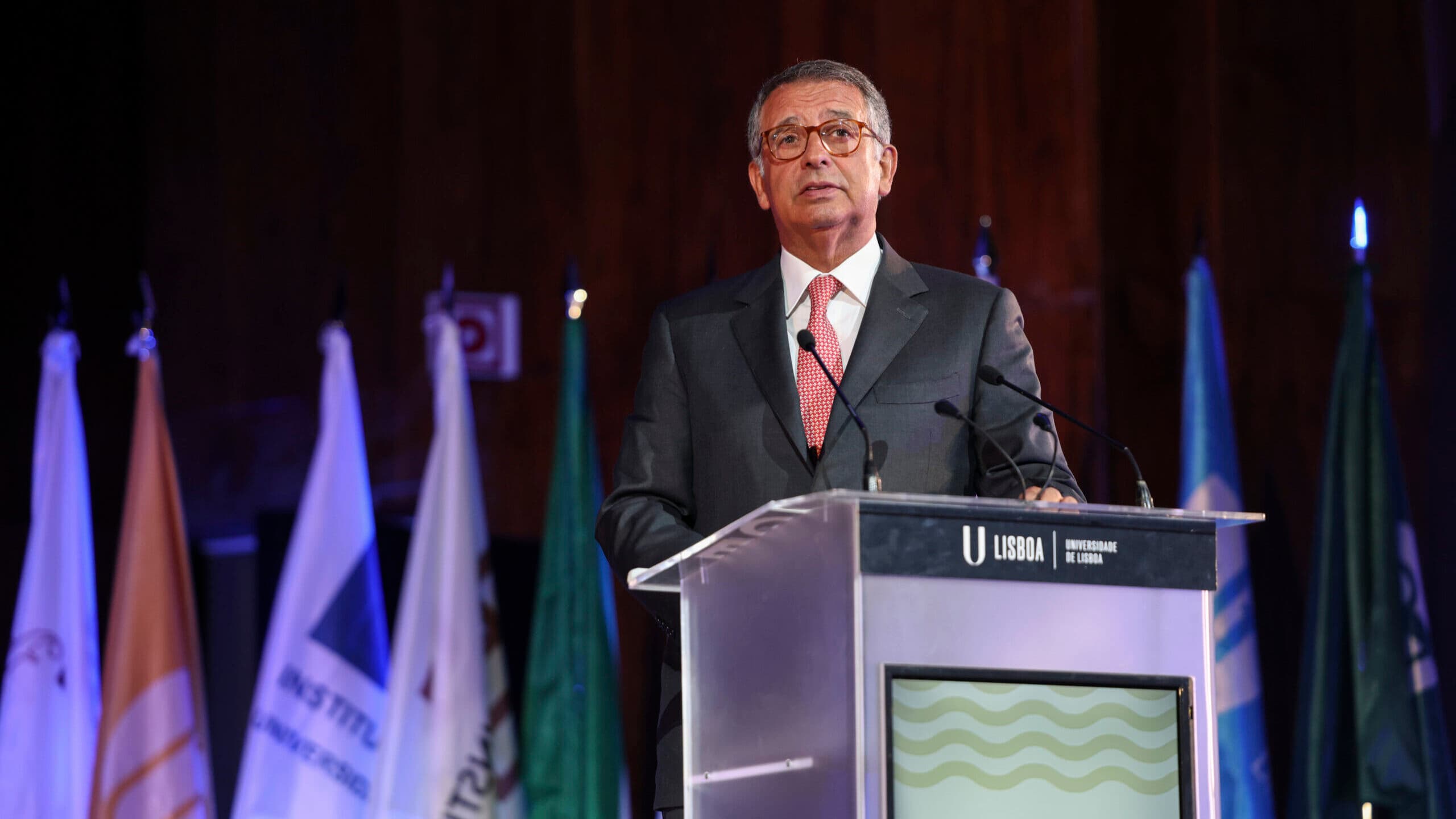 Seguro sends messages to the Government regarding PISA results: “Portugal still has a long way to recover”
