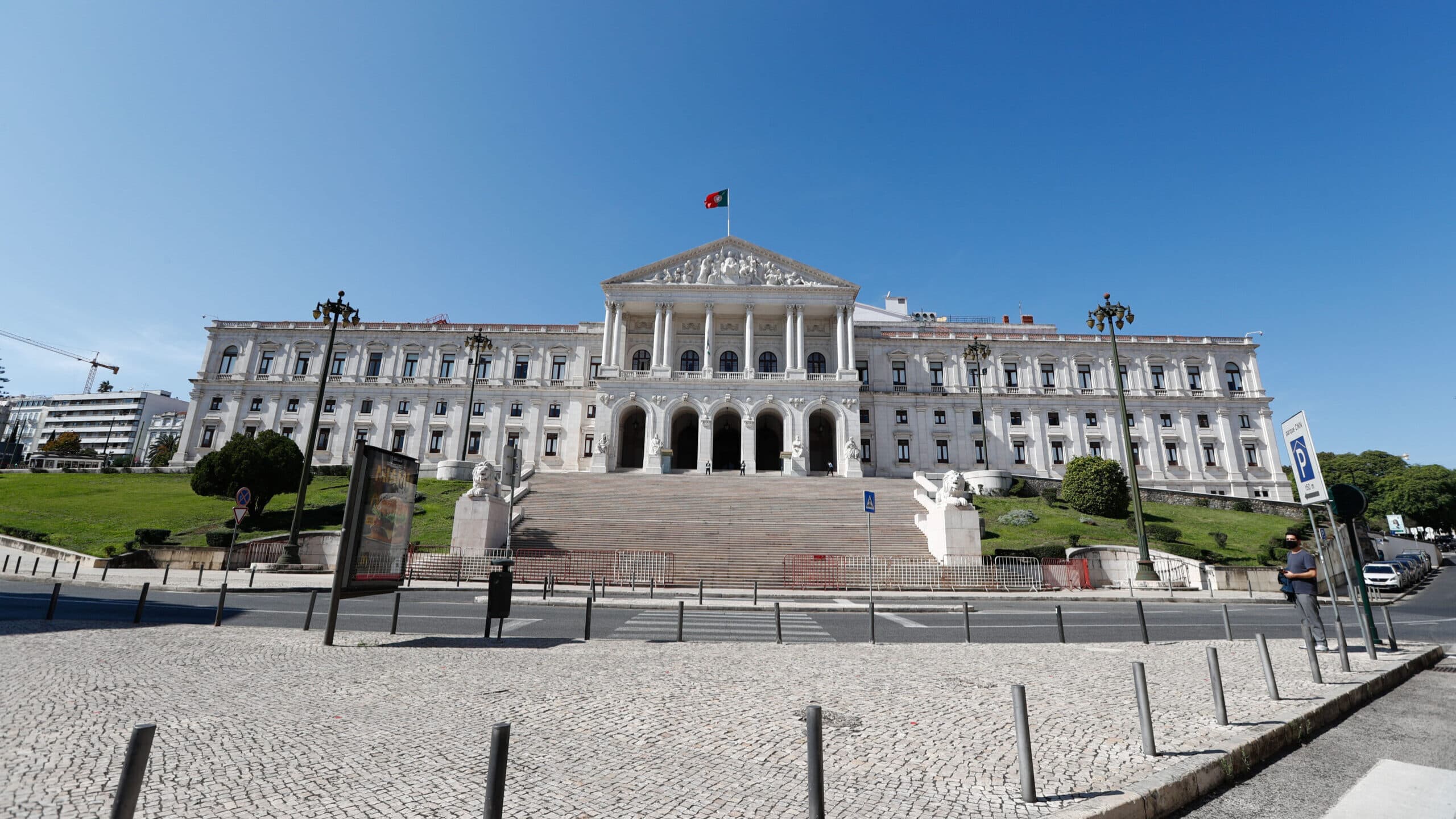 PS requests urgent hearing for 16 entities from sectors affected by rising energy costs