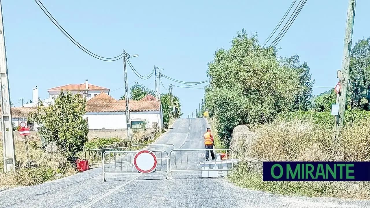 Another bad example from Infraestruturas de Portugal