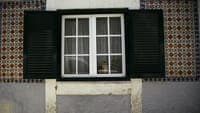 Having a job is no longer enough to escape poverty: housing exacerbates shortages in Portugal