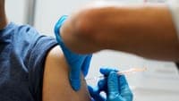 Infarmed defends transparency of COVID-19 vaccination process