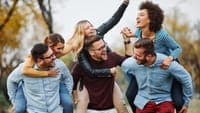 Portuguese people have fewer friends, with the youngest and poorest socialising the least