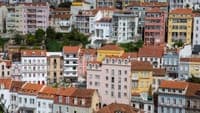 Fraudsters used AI to simulate kidnapping and demand ransom from family of woman who went missing in Coimbra of her own free will