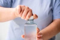 Government admits a refund system for glass packaging