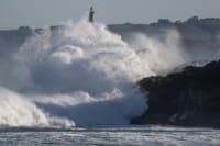 Western Azores islands under red alert for rough seas