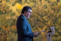 Government says post-storm reconstruction support process "is not going well"