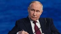 German commander warns that Russia could take nuclear threat into space