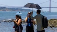 Heatwave triggers red weather warnings and healthcare alerts