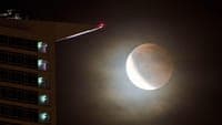 A new eclipse is coming. After the Sun, it is now the Moon's turn to put on a show in the sky