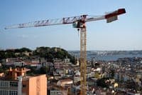 House prices rise 16.5%, but slow down for the second consecutive quarter