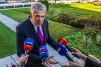 "The Public Prosecutor's Office owes explanations. And it owes them now": Sócrates demands answers following the shelving of the Parque Escolar investigation