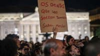 Encampment in Rossio will not 'budge' despite Christmas market: 'It seems a trivial issue in the face of the just mobilisations in this square'