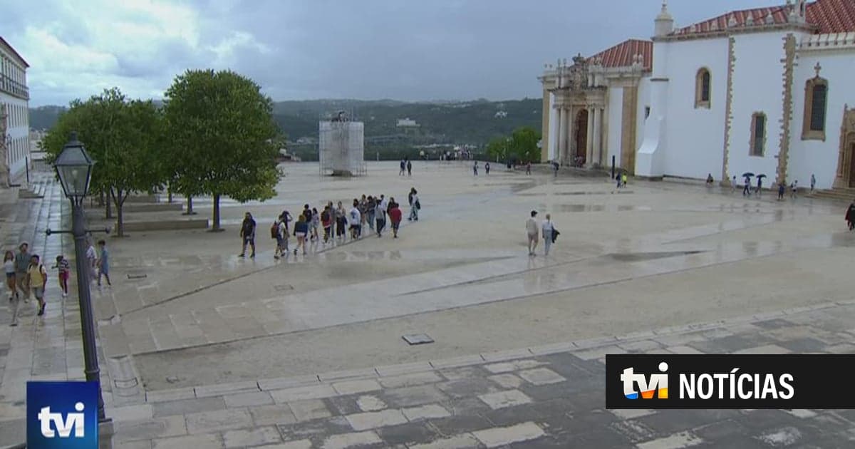 Six of the first nine kings of Portugal were born in a place that today would not be suitable for births at all