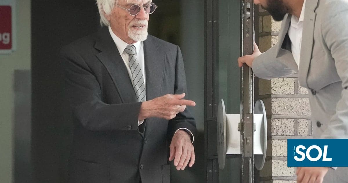 Bernie Ecclestone detained at Tires airfield after landing