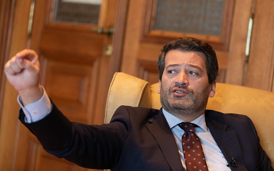 PS trava eleição de órgãos externos ao Parlamento e Ventura acusa socialistas de "bloqueio" ao Chega