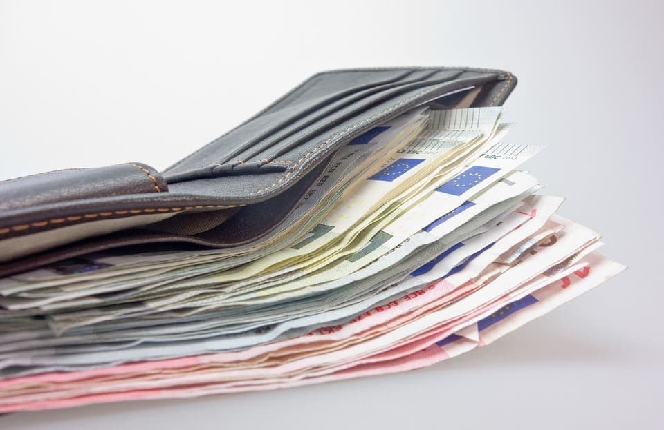 "Unsustainable": Late payments hinder business growth in Portugal