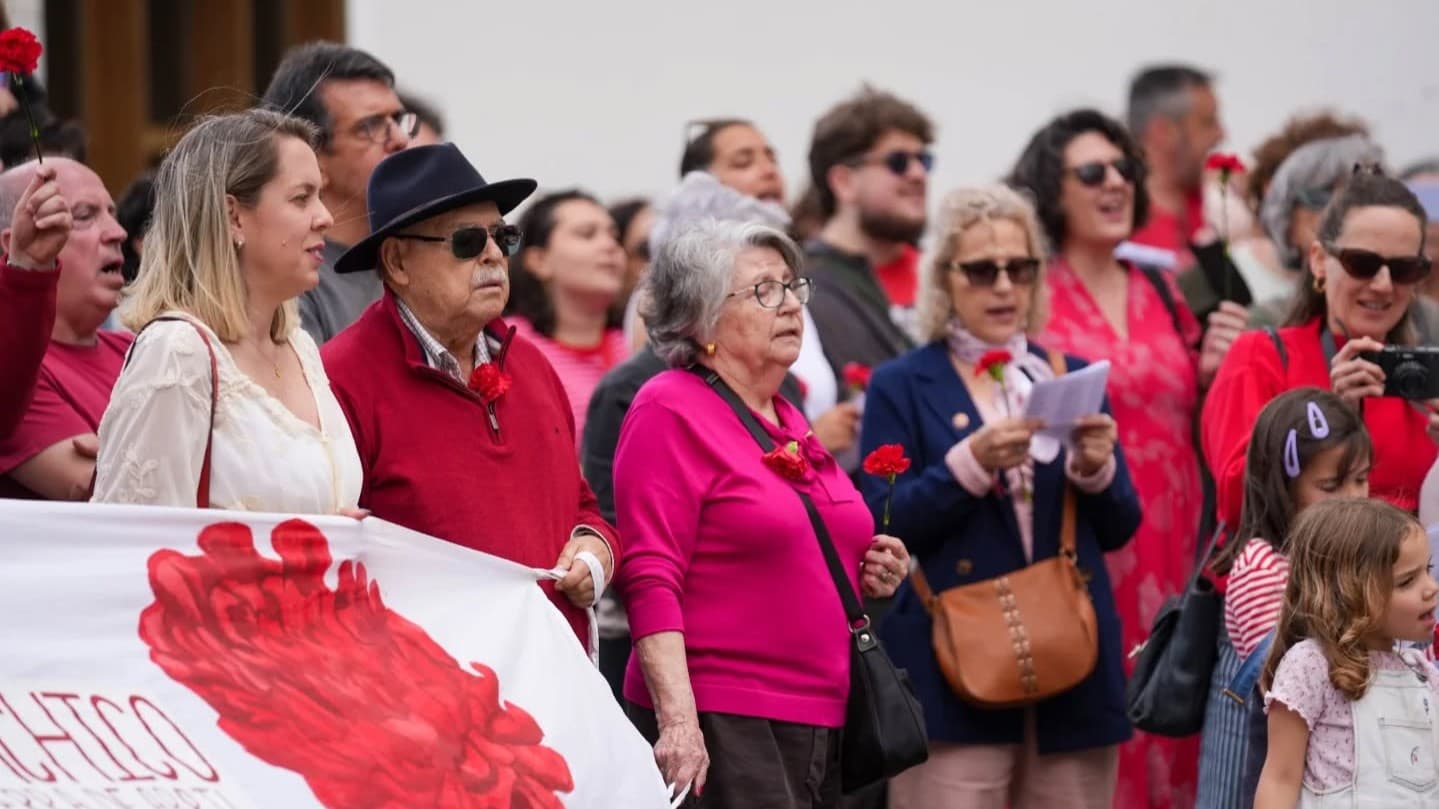 April achievements marked the history of Portugal (audio)