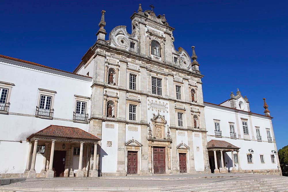 Santarém Cathedral is in the final of the New 7 Wonders of Portugal