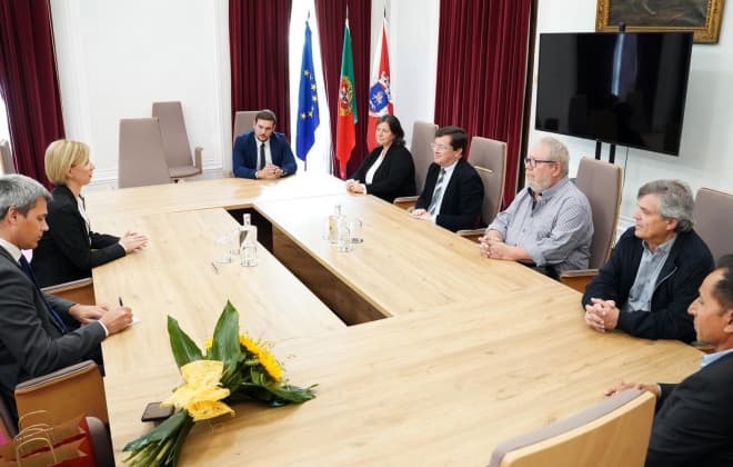 Hungarian Ambassador to Portugal visited the city of Santiago do Cacém - SAPO