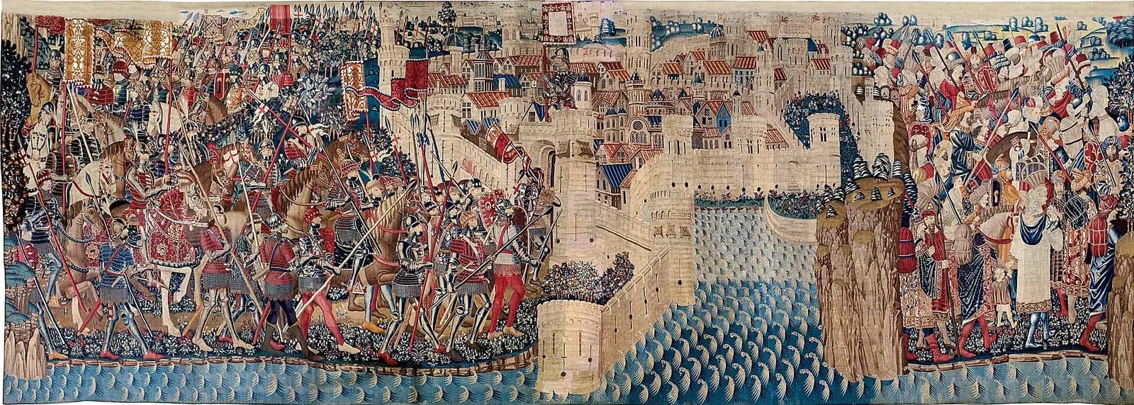 A wide woven scene. On the left, ranks of mounted knights and foot soldiers with lances; in the centre, a walled city with towers and red roofs beside a sea of stylised waves; on the right, men, women and children carrying bundles walk away from the city.