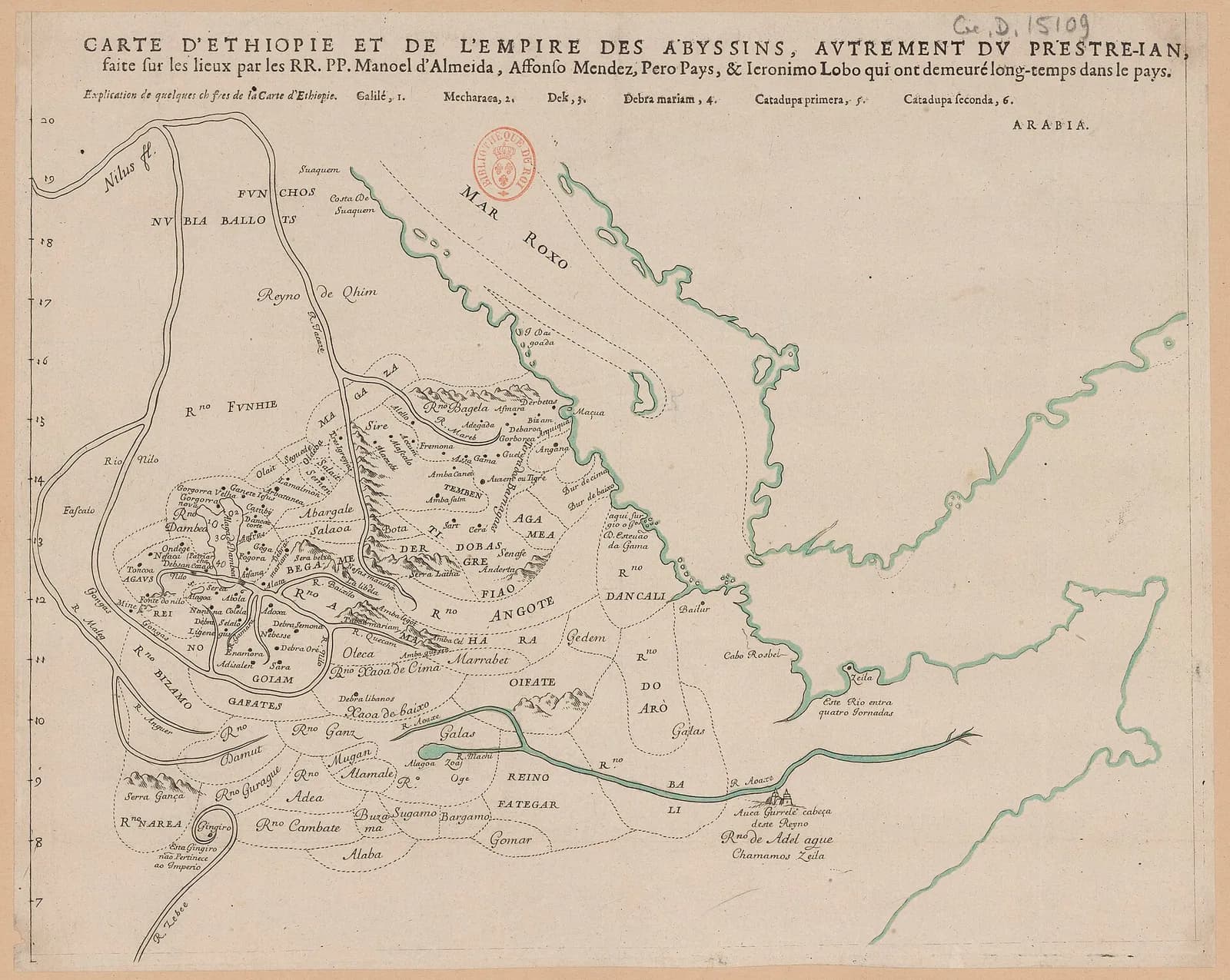 An old engraved map in brown ink of the Ethiopian highlands and the Red Sea coast, with the Nile winding out of the highlands towards the north and the sea coloured in green along its shores. Dozens of kingdoms, towns and mountains are labelled in Portuguese.