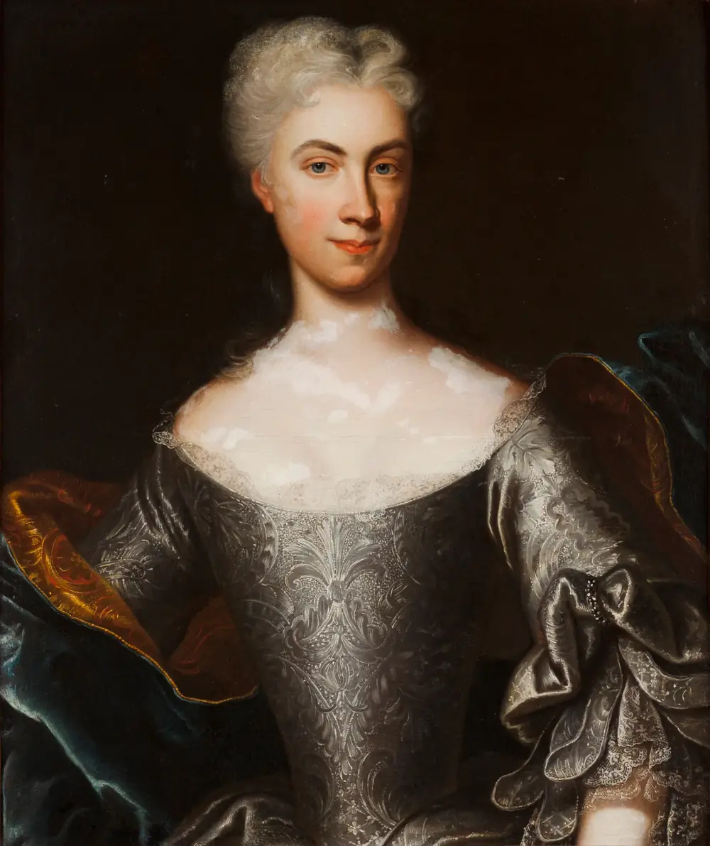 Half-length portrait of a woman with powdered grey hair, a low neckline edged with lace and a silver brocade dress, with a gold-lined blue cloak behind her shoulders.