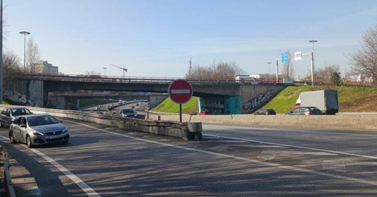 Government: Road network financing is in accordance with the law